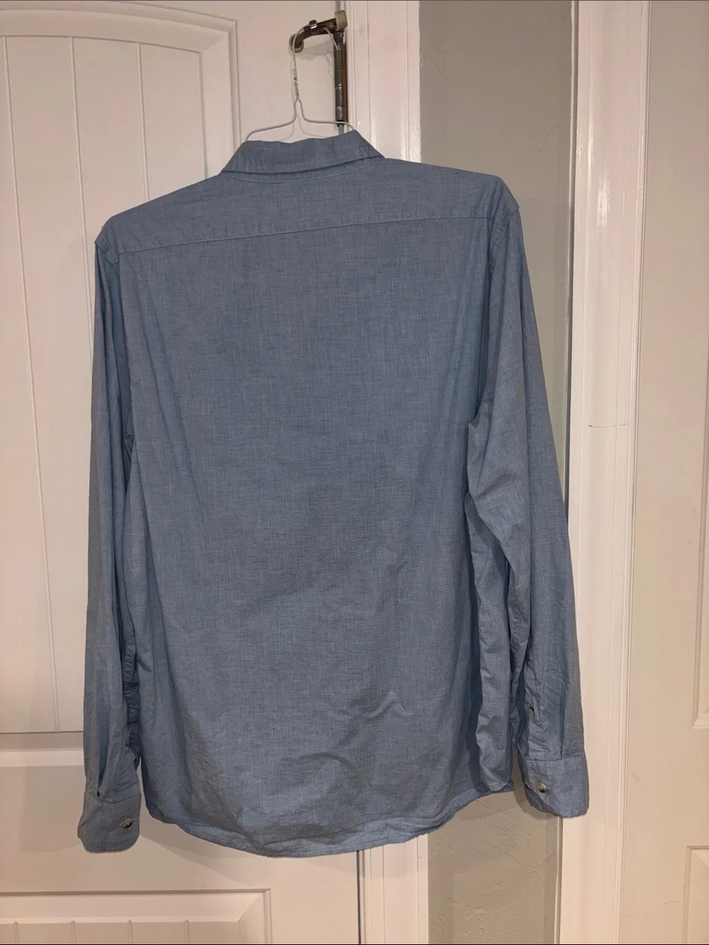 Banana Republic Light Blue Button-Down Shirt Large Tall, Slim Untucked